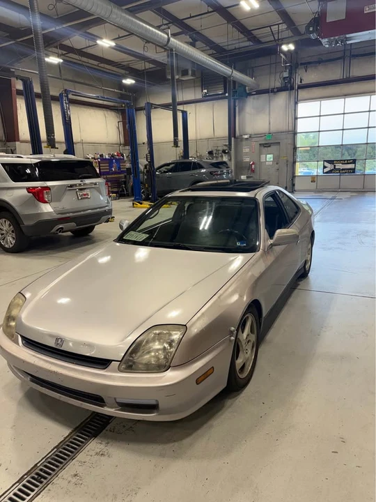 1998 Honda Prelude 5th Gen - Image 3 of 8