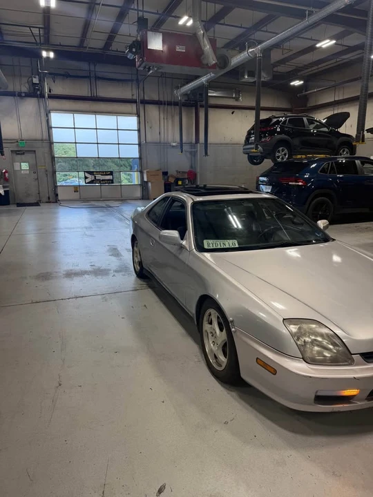 1998 Honda Prelude 5th Gen - Image 4 of 8