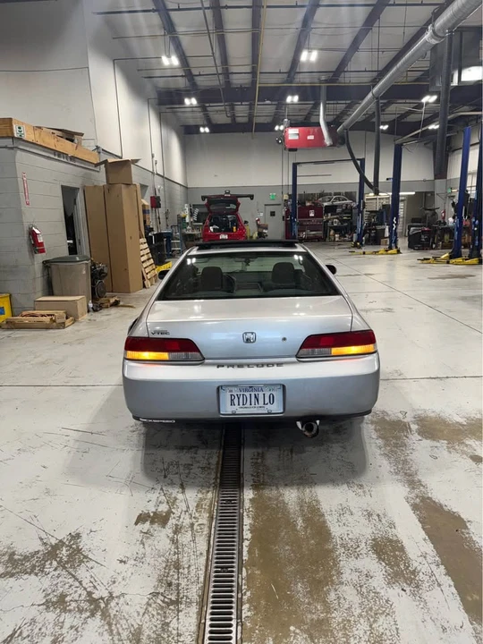 1998 Honda Prelude 5th Gen - Image 2 of 8