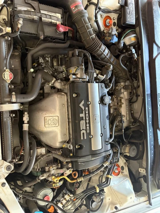 1998 Honda Prelude 5th Gen - Image 12 of 17