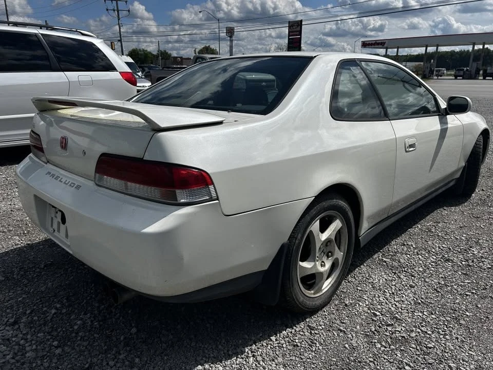 1998 Honda Prelude 5th Gen - Image 5 of 10