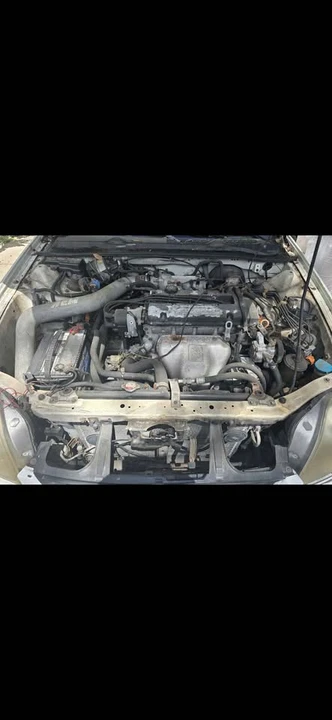 1998 Honda Prelude 5th Gen - Image 2 of 4