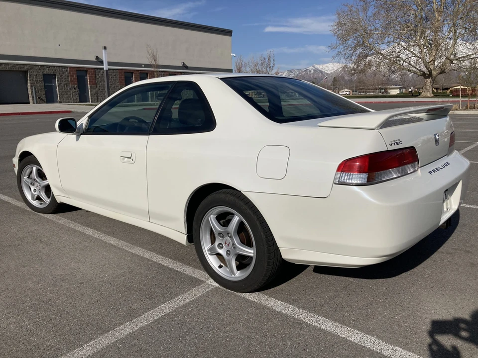 1998 Honda Prelude 5th Gen - Image 8 of 31
