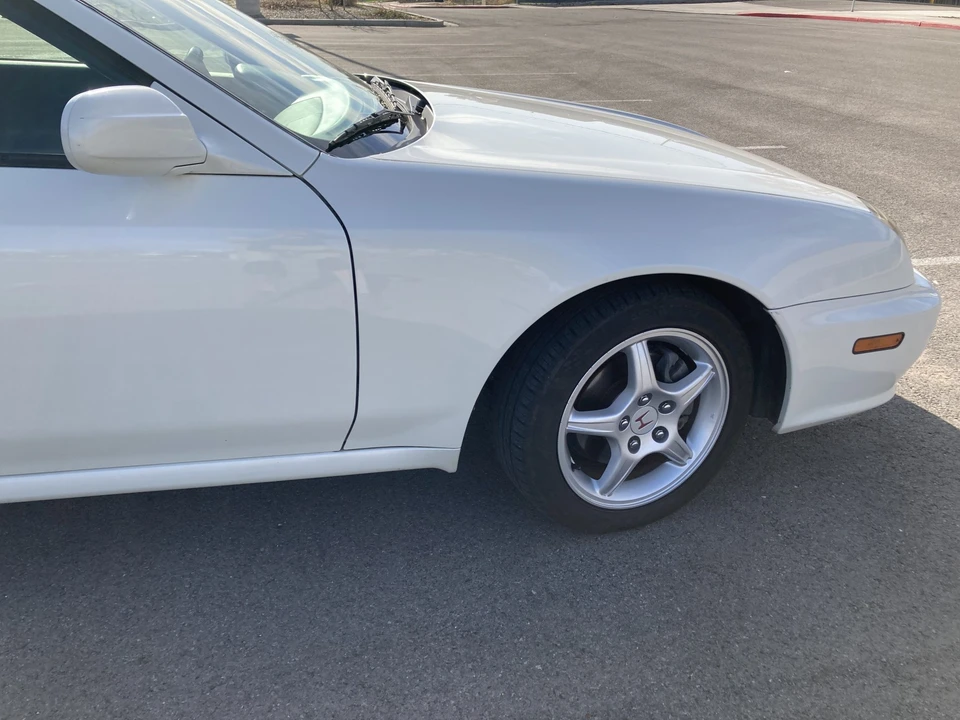 1998 Honda Prelude 5th Gen - Image 14 of 31