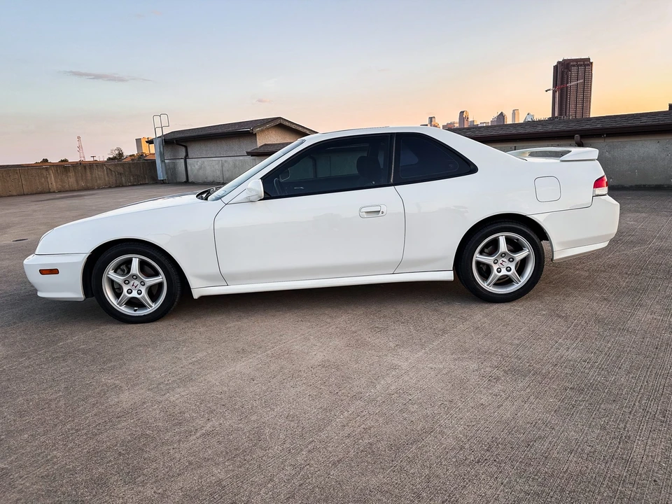 1998 Honda Prelude 5th Gen - Image 10 of 31