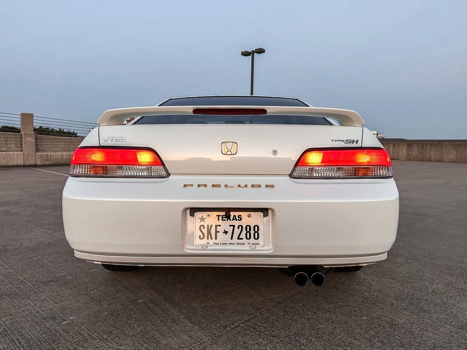 1998 Honda Prelude 5th Gen - Image 21 of 31