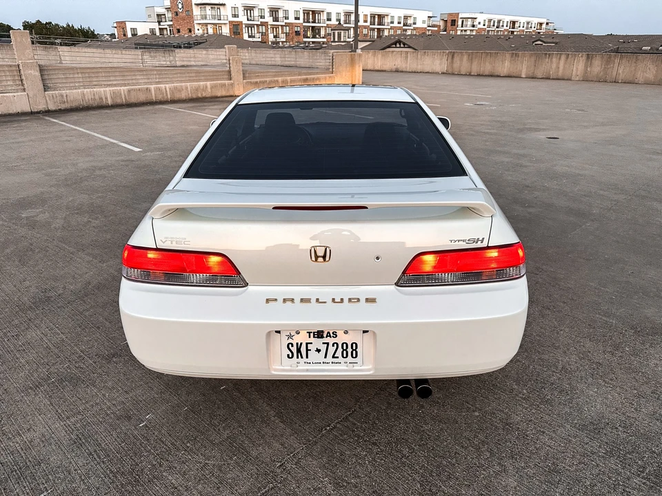 1998 Honda Prelude 5th Gen - Image 19 of 31