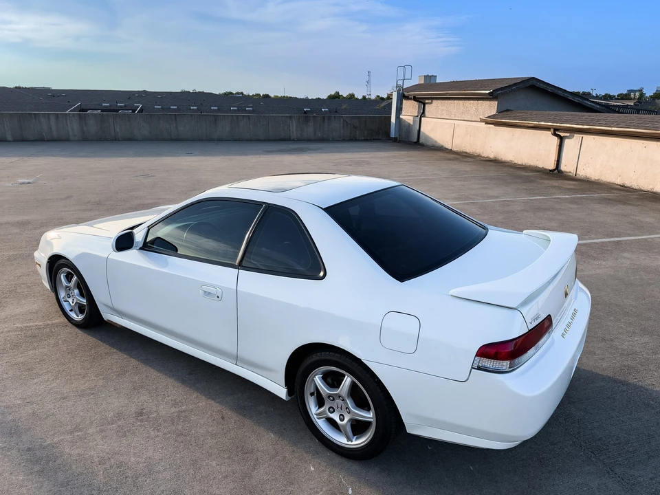 1998 Honda Prelude 5th Gen - Image 13 of 31