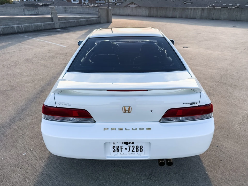 1998 Honda Prelude 5th Gen - Image 18 of 31
