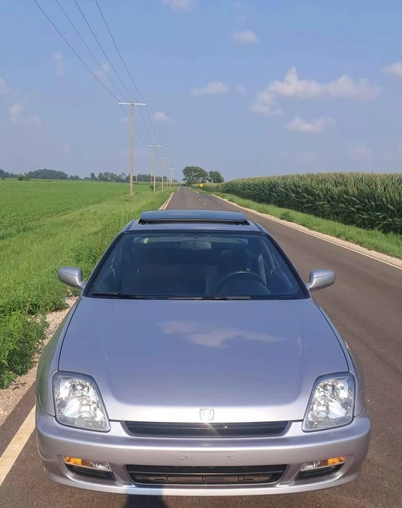 1998 Honda Prelude 5th Gen - Image 2 of 3