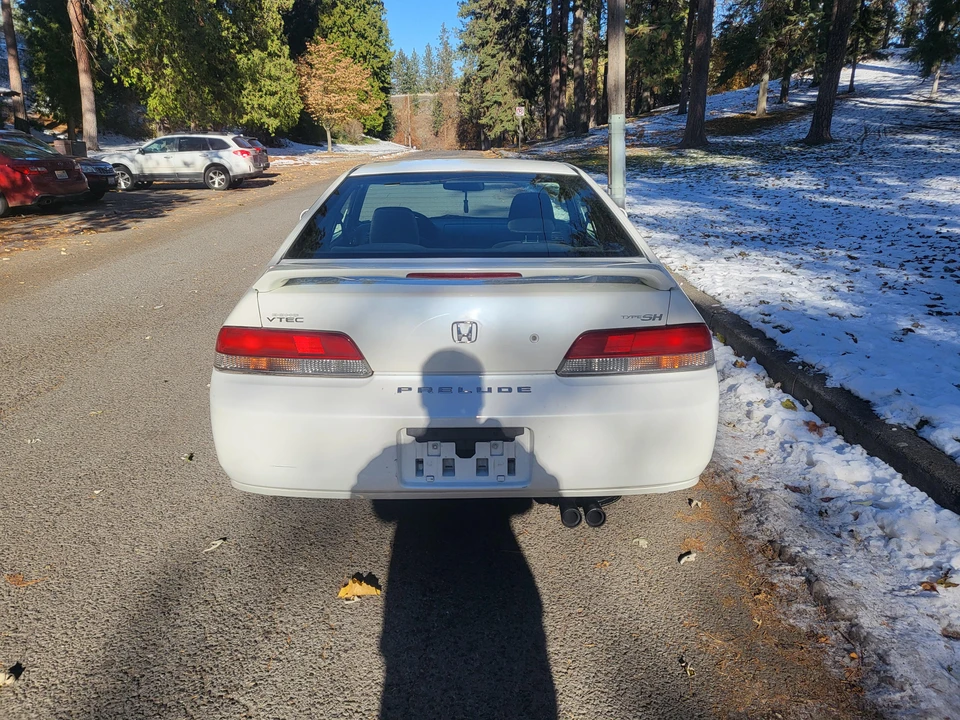 1998 Honda Prelude 5th Gen - Image 14 of 31