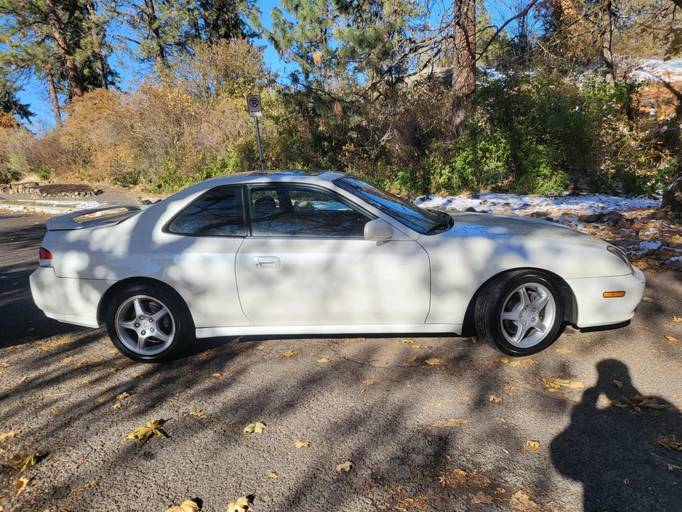 1998 Honda Prelude 5th Gen - Image 19 of 31