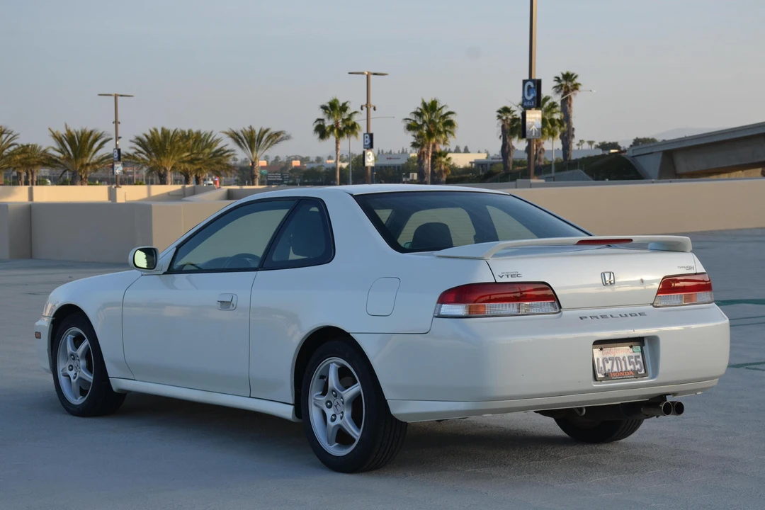 1998 Honda Prelude 5th Gen - Image 4 of 9
