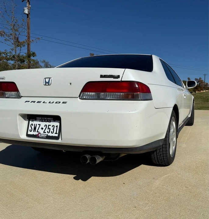 1998 Honda Prelude 5th Gen - Image 5 of 13