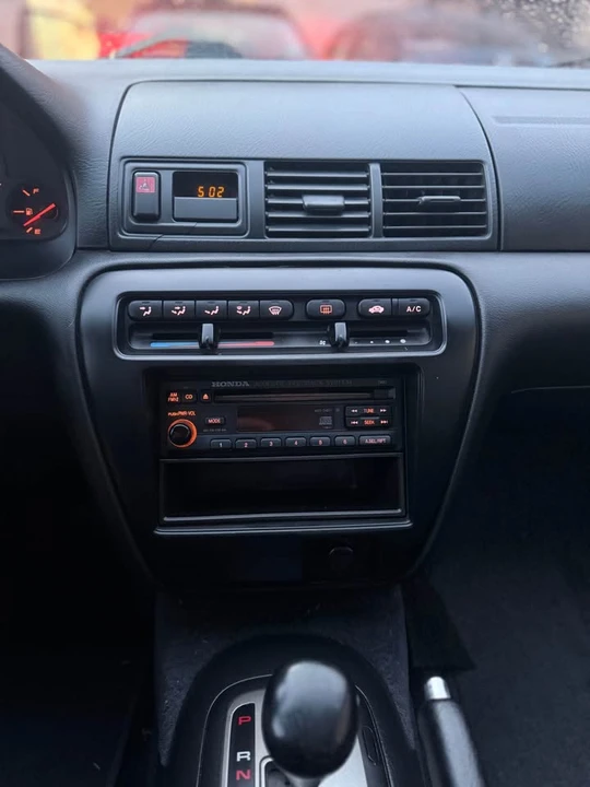 1998 Honda Prelude 5th Gen - Image 11 of 12