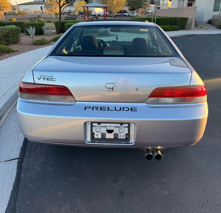 1998 Honda Prelude 5th Gen - Image 5 of 12