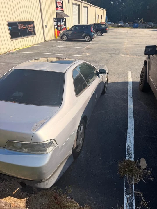 1998 Honda Prelude 5th Gen - Image 4 of 4