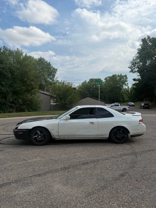 1998 Honda Prelude 5th Gen - Image 5 of 16