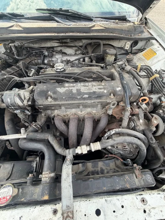 1998 Honda Prelude 5th Gen - Image 8 of 16