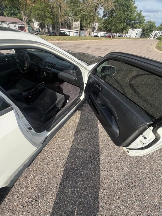 1998 Honda Prelude 5th Gen - Image 14 of 16