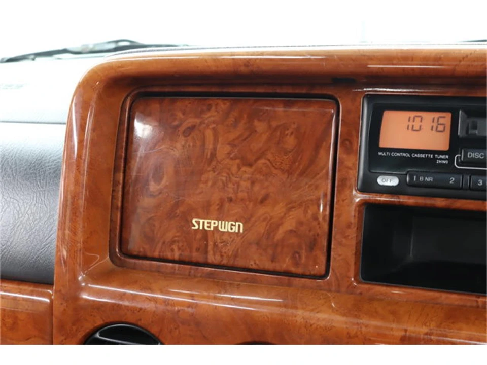 1998 Honda Stepwgn - Image 13 of 31