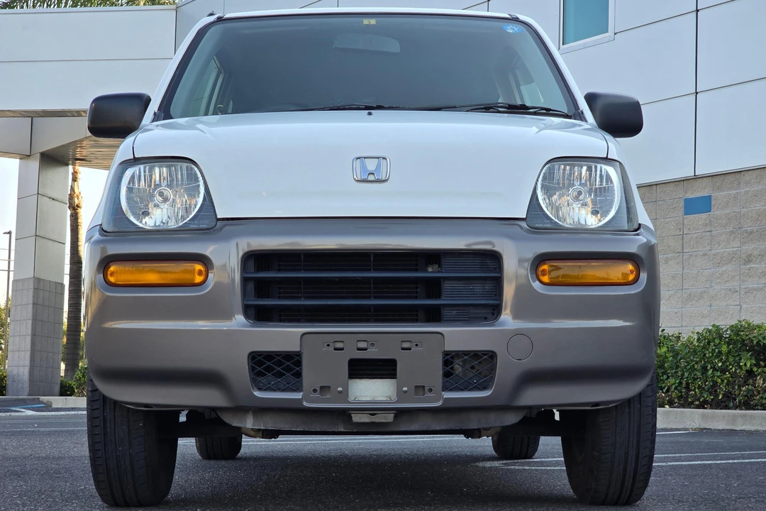 1998 Honda Z 2nd Gen - Image 2 of 31