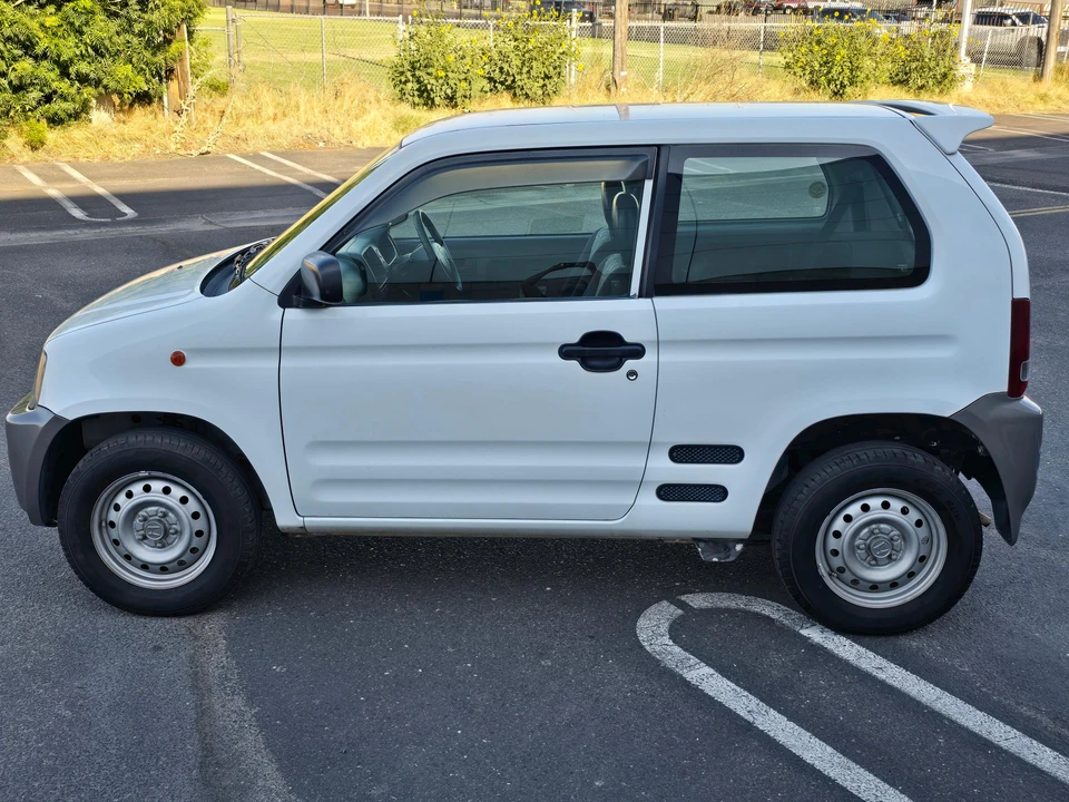 1998 Honda Z 2nd Gen - Image 11 of 31