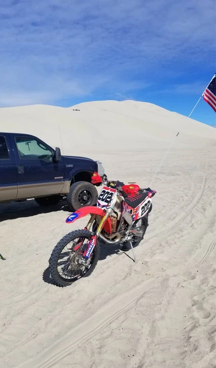 1998 Honda CR - Image 3 of 4