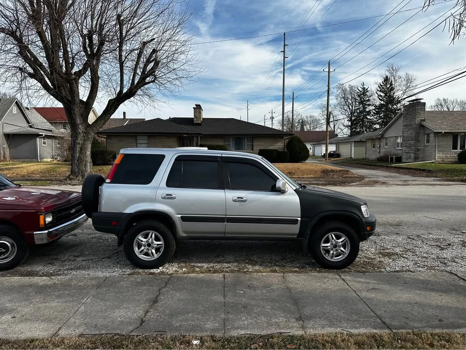 1998 Honda CR-V 1st Gen - Image 4 of 8