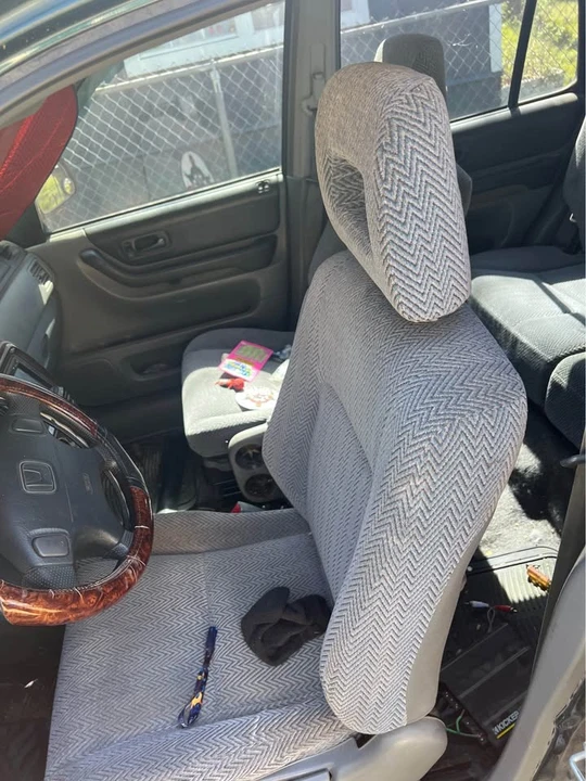 1998 Honda CR-V 1st Gen - Image 7 of 9