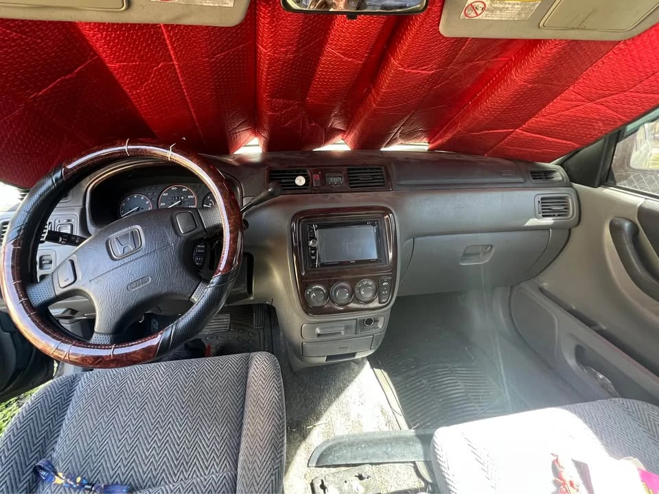 1998 Honda CR-V 1st Gen - Image 9 of 9