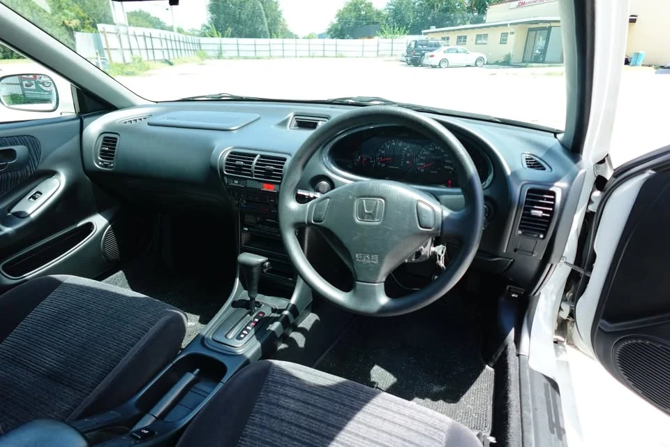 1998 Acura Integra 3rd Gen - Image 14 of 17