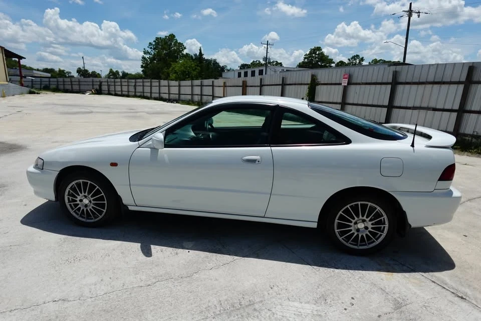 1998 Acura Integra 3rd Gen - Image 11 of 17