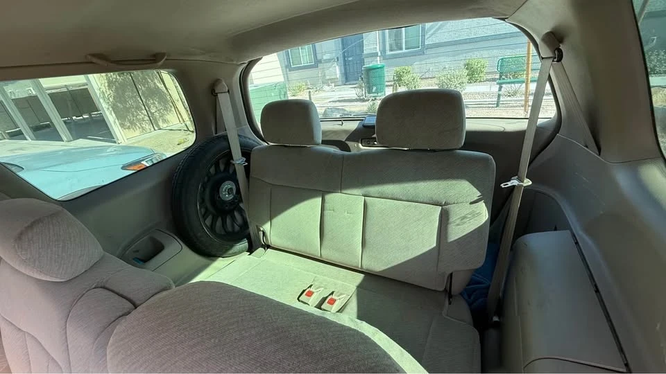 1998 Honda Odyssey - Image 9 of 11