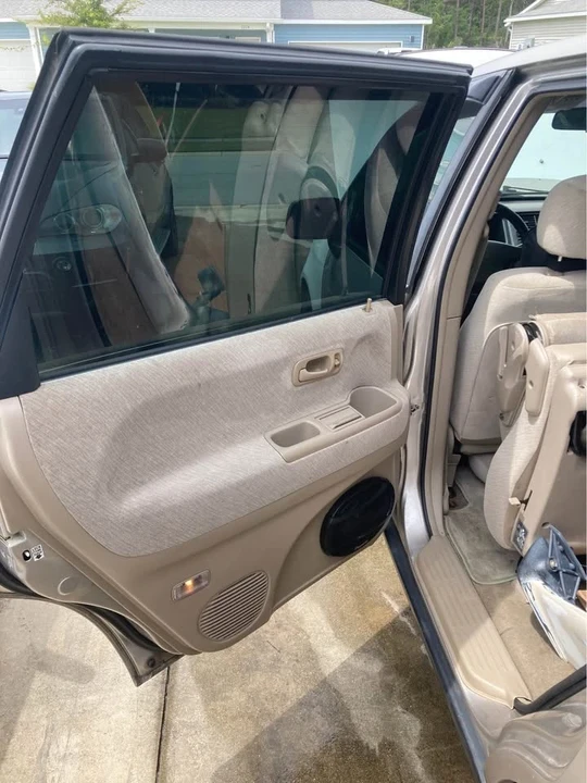1998 Honda Odyssey - Image 7 of 11