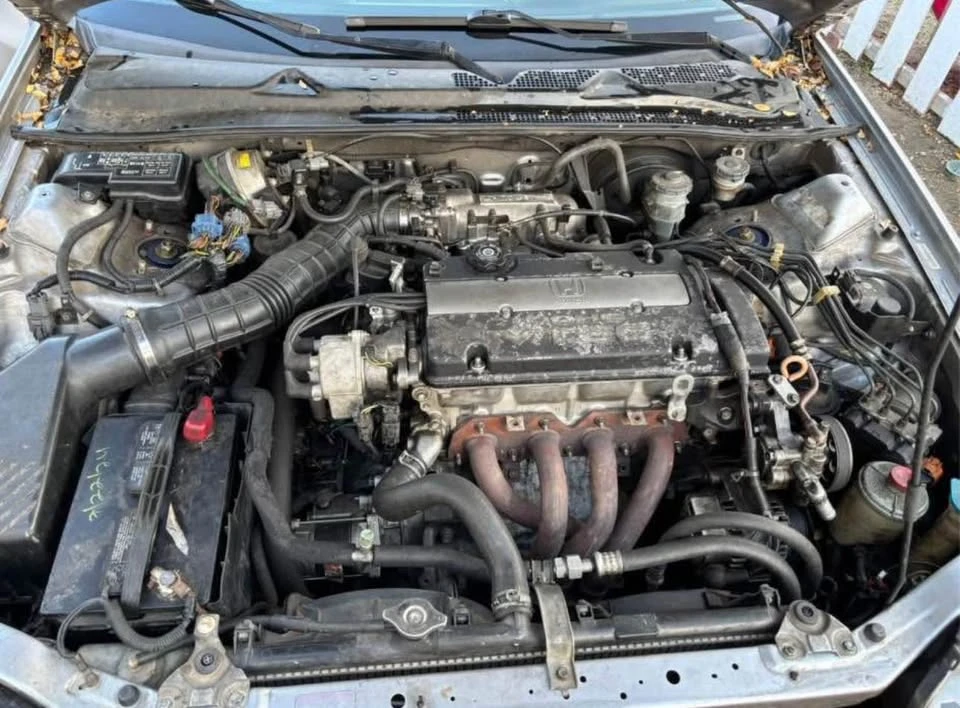 1998 Honda Prelude 5th Gen - Image 5 of 10
