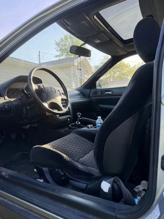 1998 Honda Prelude 5th Gen - Image 5 of 11