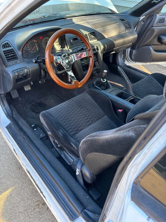 1998 Honda Prelude 5th Gen - Image 11 of 14