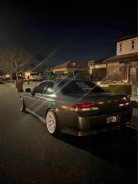 1998 Honda Prelude 5th Gen - Image 2 of 5