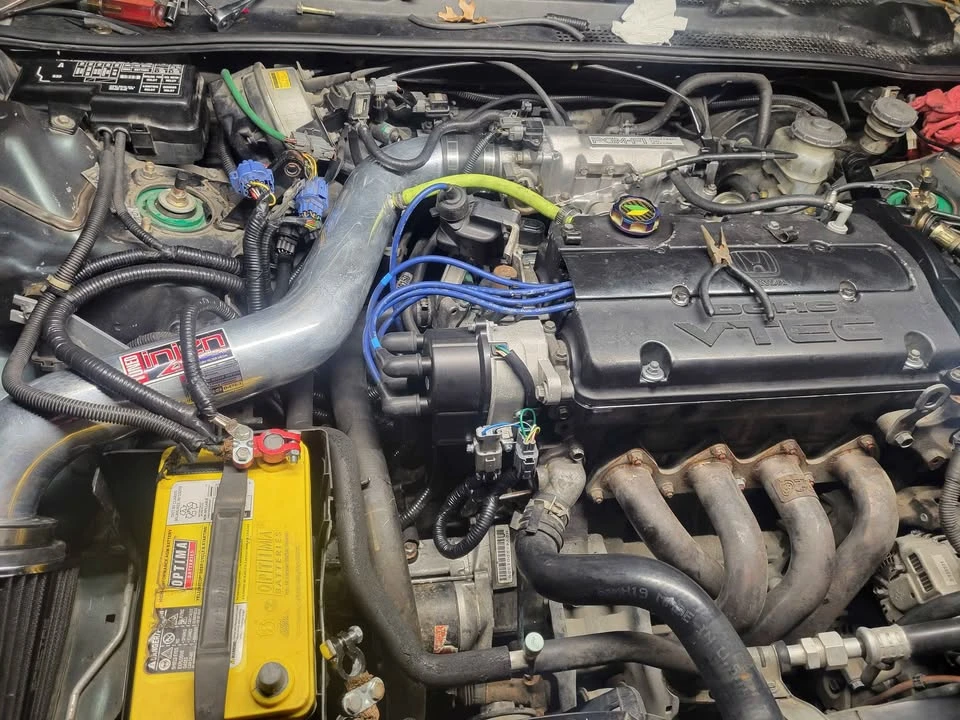 1998 Honda Prelude 5th Gen - Image 2 of 4