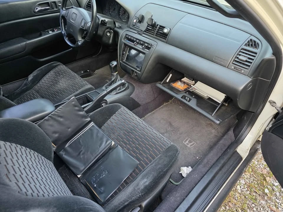 1998 Honda Prelude 5th Gen - Image 3 of 19
