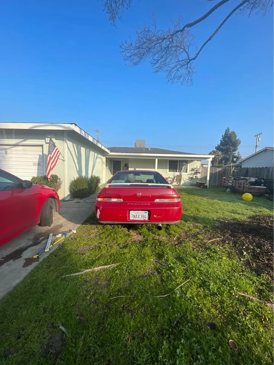 1998 Honda Prelude 5th Gen - Image 2 of 8