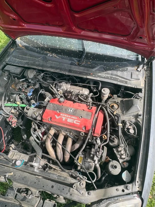 1998 Honda Prelude 5th Gen - Image 7 of 9