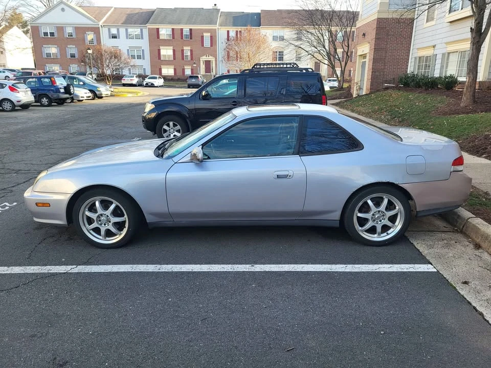 1998 Honda Prelude 5th Gen - Image 2 of 4