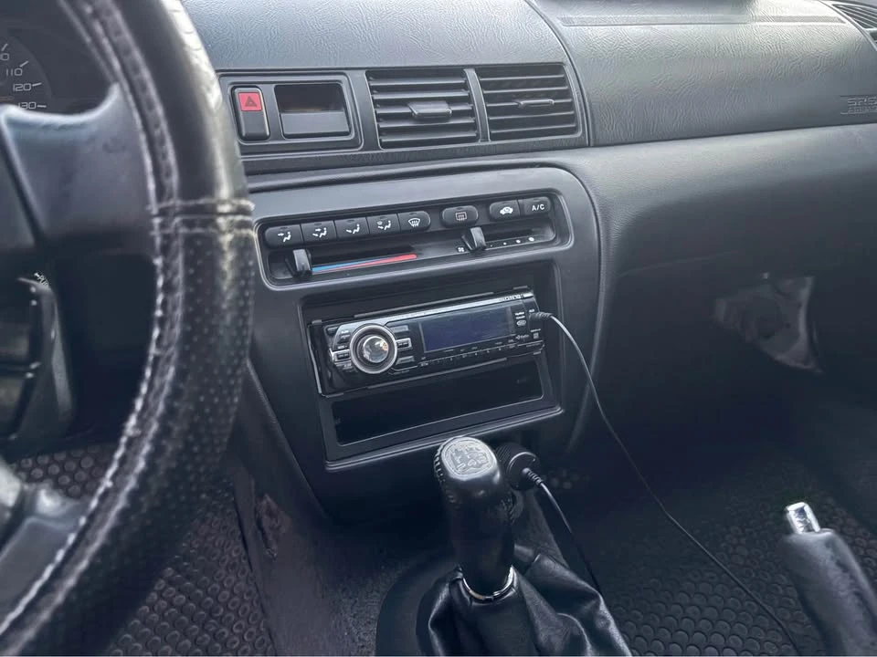 1998 Honda Prelude 5th Gen - Image 5 of 9