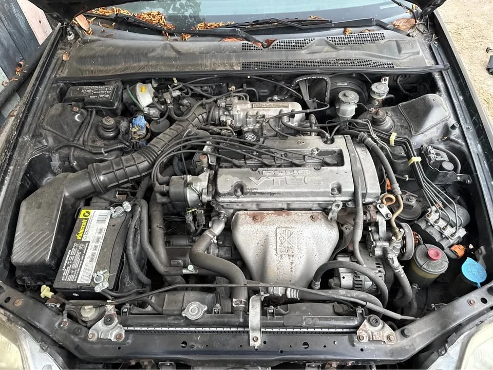 1998 Honda Prelude 5th Gen - Image 4 of 4