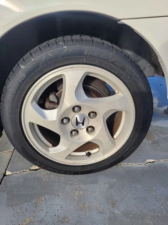 1998 Honda Prelude 5th Gen - Image 3 of 19