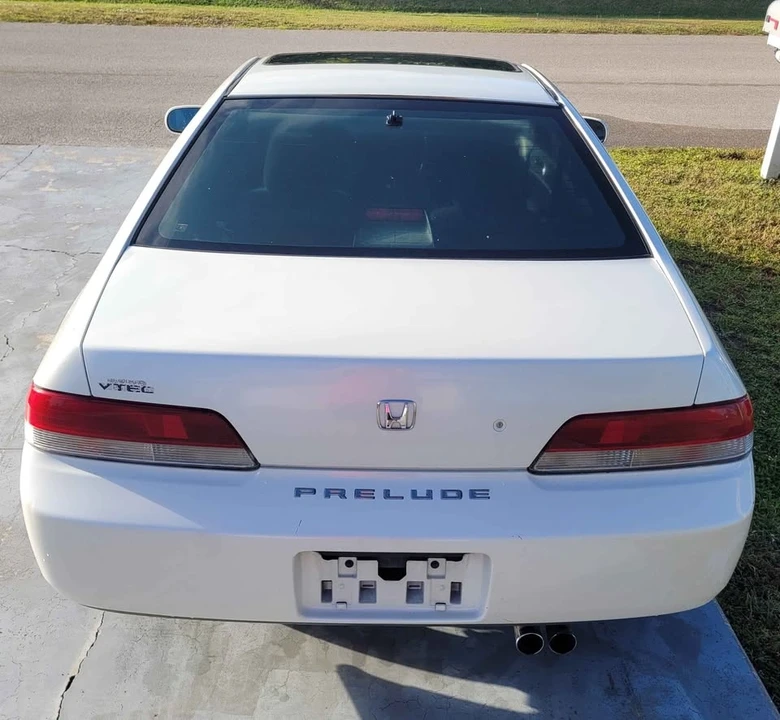1998 Honda Prelude 5th Gen - Image 18 of 19