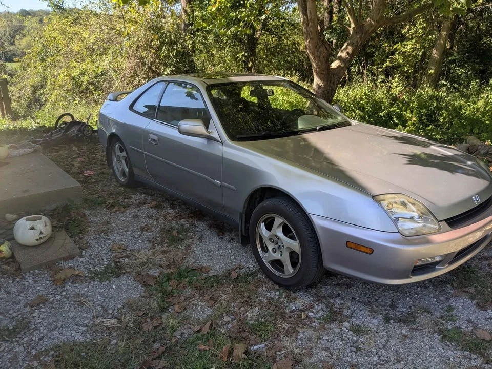 1998 Honda Prelude 5th Gen - Image 2 of 4