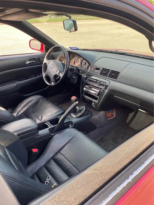 1998 Honda Prelude 5th Gen - Image 3 of 3
